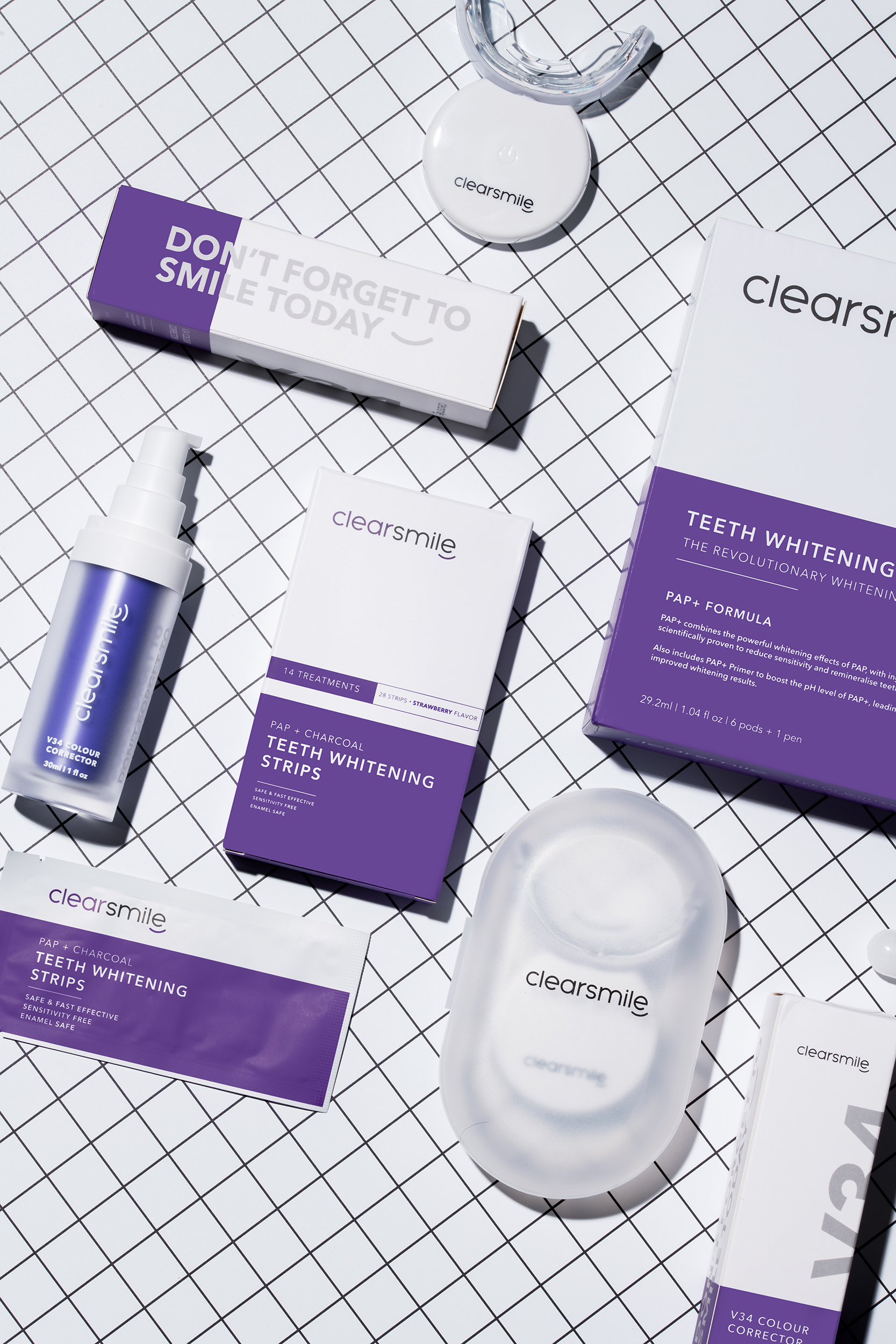 Clearsmile productlijn met de slogan Don't forget to smile today op een verpakking